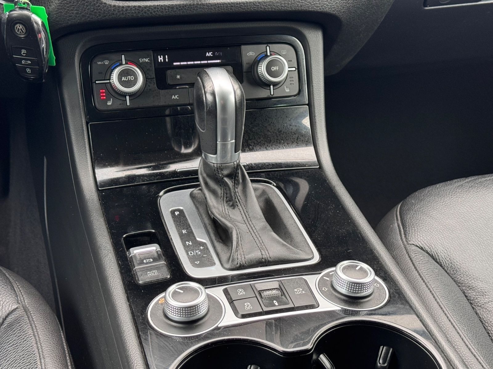 Volkswagen Touareg V6 TDI BMT4Motion*LED*SERVICE HISTORIE* foto 28