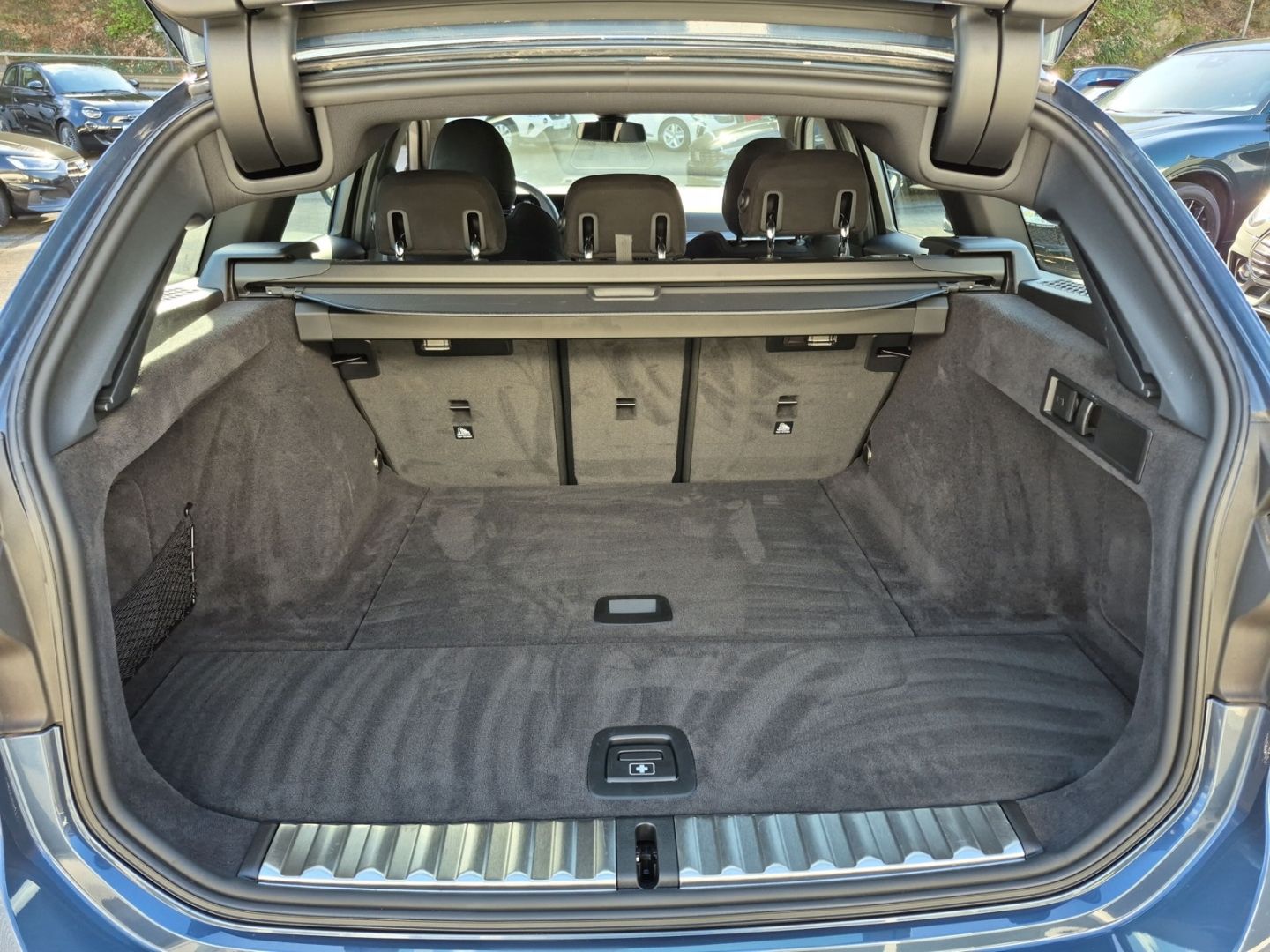 BMW 330 i xDrive M Sport Touring Rückfahrk. CarPlay  foto 14