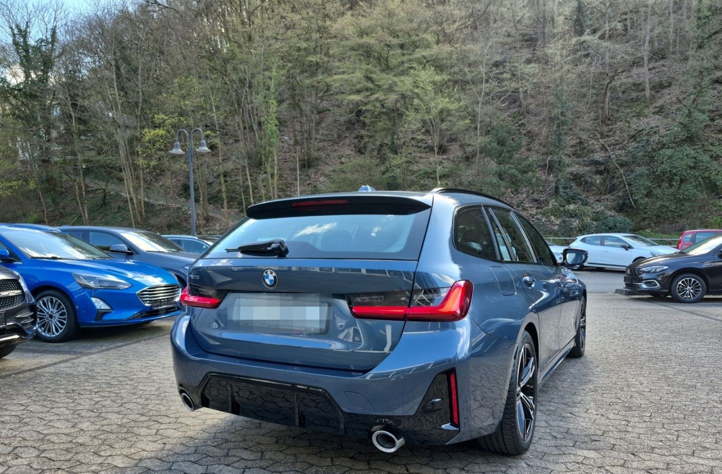 BMW 330 i xDrive M Sport Touring Rückfahrk. CarPlay  foto 3