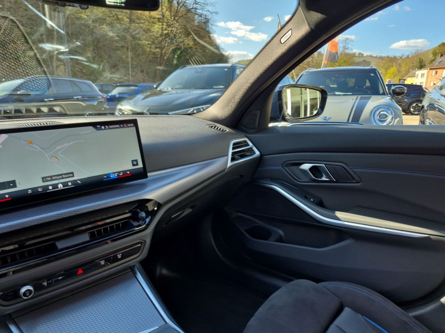 BMW 330 i xDrive M Sport Touring Rückfahrk. CarPlay  foto 22