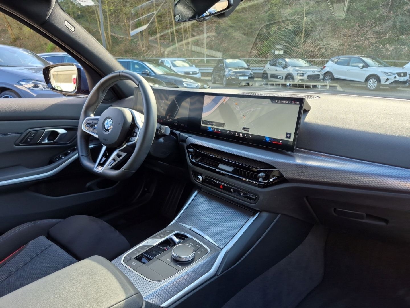 BMW 330 i xDrive M Sport Touring Rückfahrk. CarPlay  foto 8