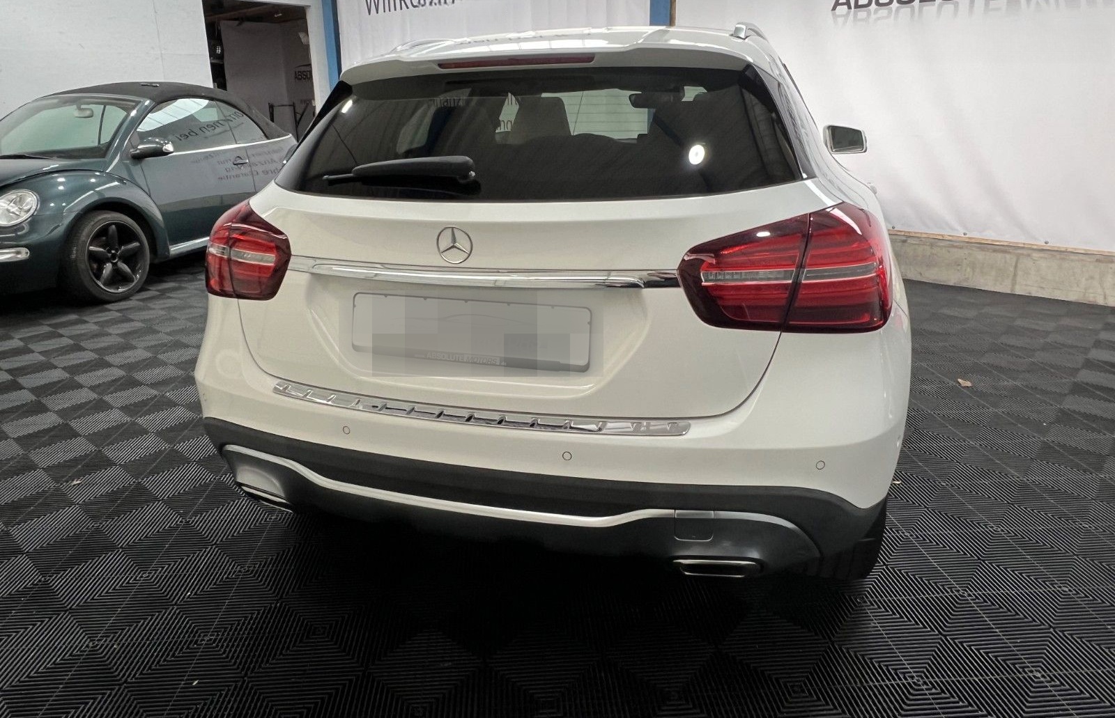 Mercedes-Benz GLA 180 Urban *Autom *LED-SW *Pano *DAB foto 6