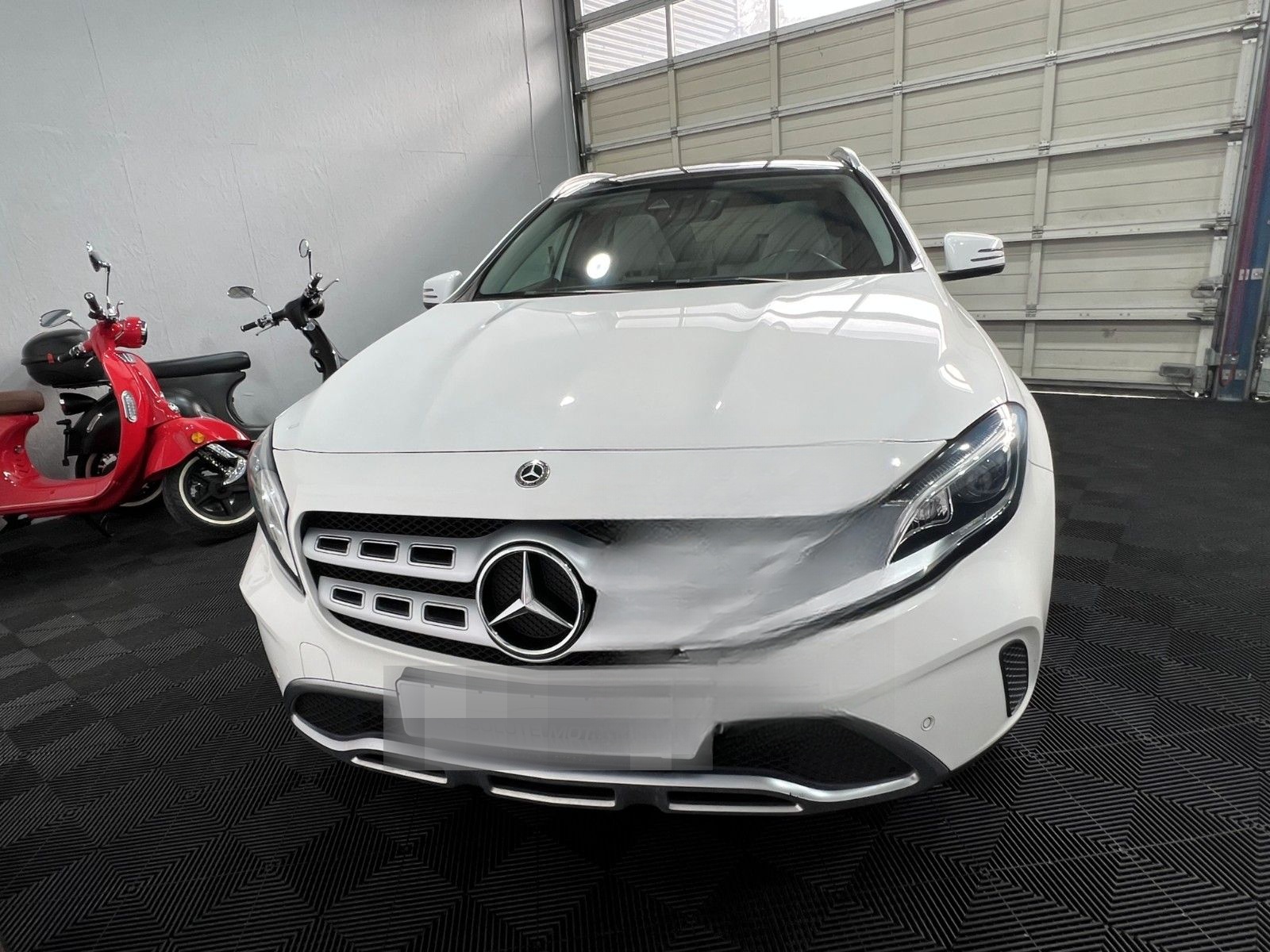 Mercedes-Benz GLA 180 Urban *Autom *LED-SW *Pano *DAB foto 10