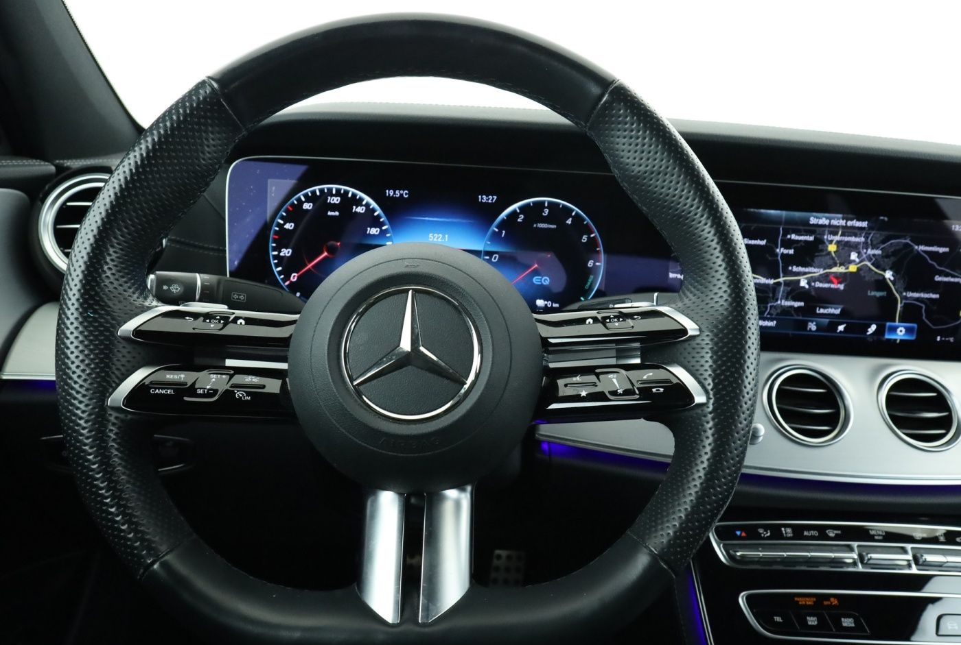 Mercedes-Benz E 300 de AMG*PTS*360°Kamera*Distronic*Navigation foto 11
