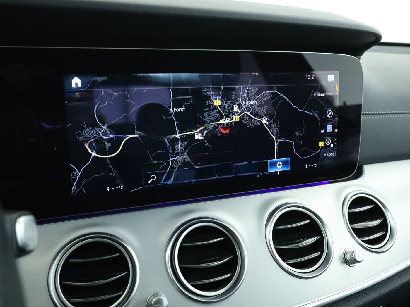 Mercedes-Benz E 300 de AMG*PTS*360°Kamera*Distronic*Navigation foto 13