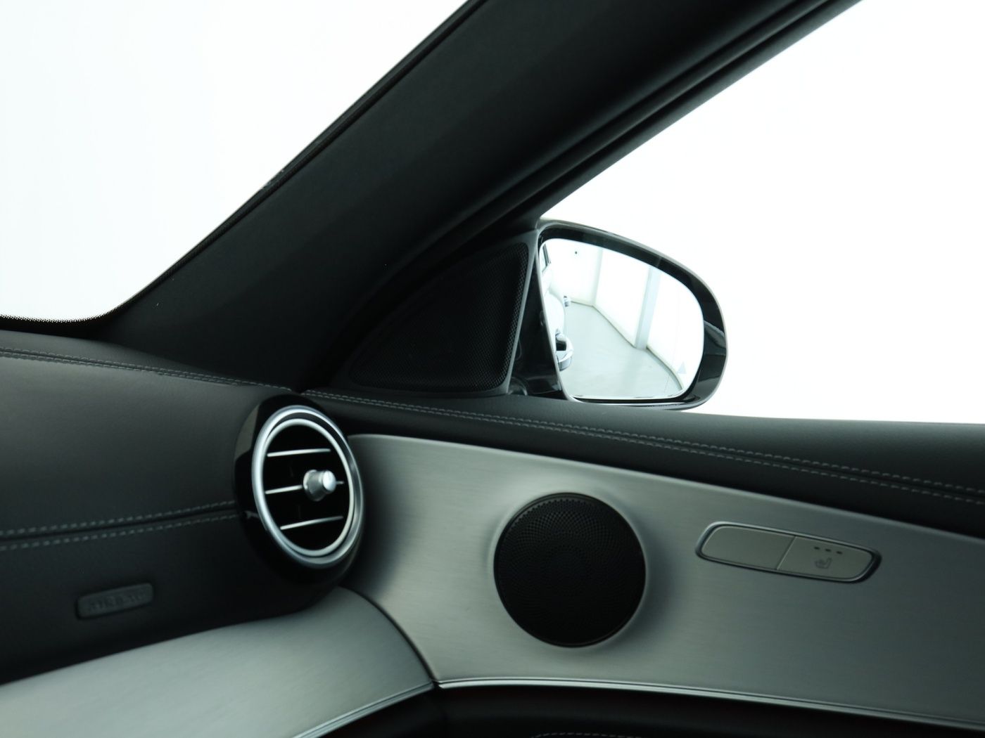 Mercedes-Benz E 300 de AMG*PTS*360°Kamera*Distronic*Navigation foto 16