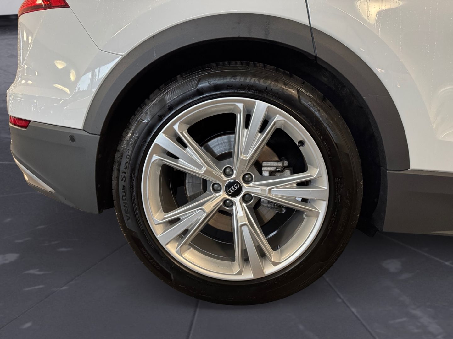 Audi Q8 50 TDI quattro AHK/AIR SUSP./RFK+++ foto 13