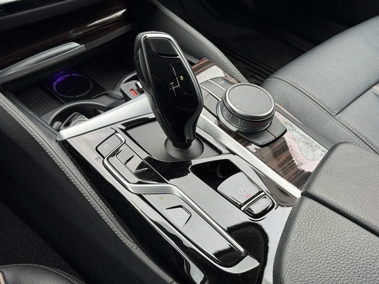 BMW Touring 530 d xDrive Luxury Line, HUD,ACC,Kamera foto 16