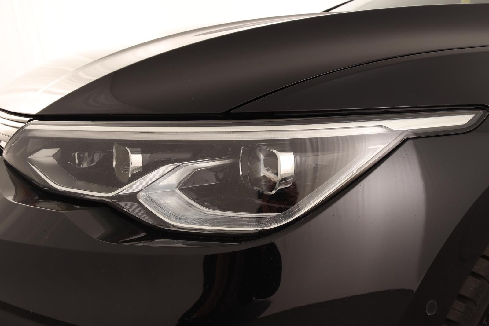 Volkswagen Golf 8 Variant 2.0 TDI Style DSG VIRTUAL LED+ AC foto 18