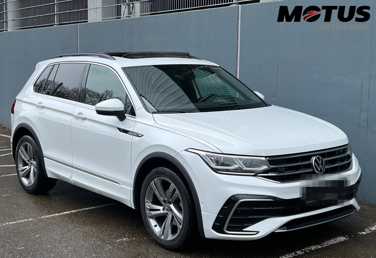 Volkswagen Tiguan 3x R Line Pano/IQMatrix/Kam/Keyl/HUD/19 foto 2