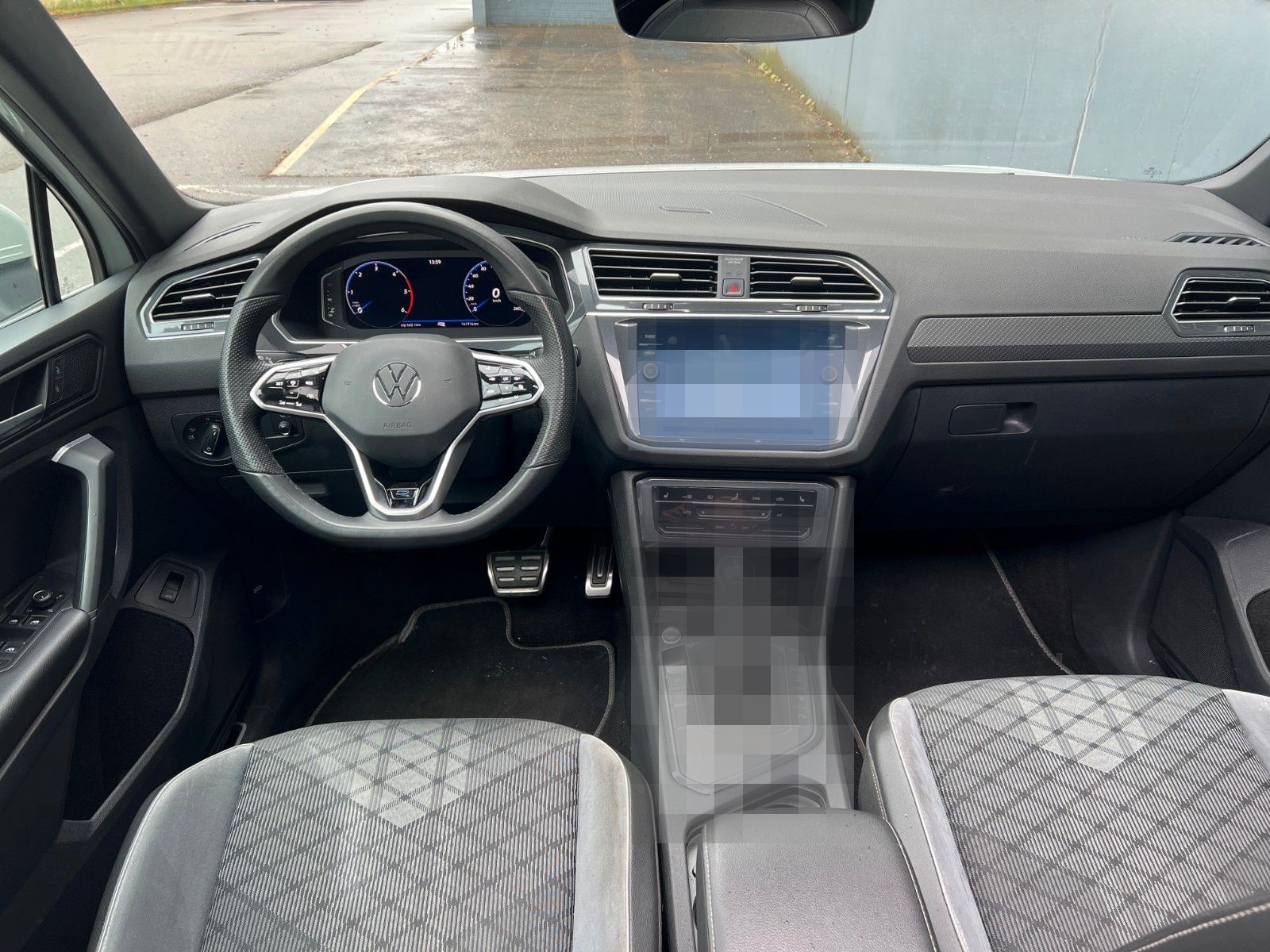 Volkswagen Tiguan 3x R Line Pano/IQMatrix/Kam/Keyl/HUD/19 foto 12