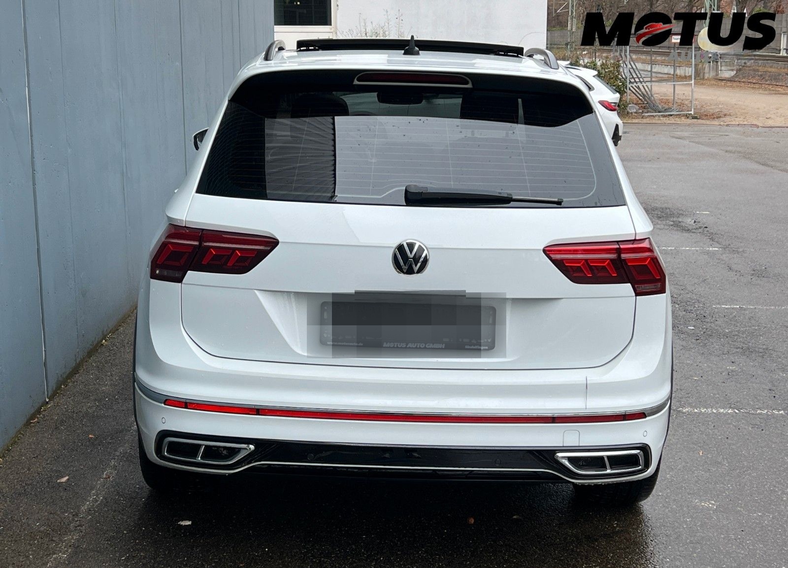 Volkswagen Tiguan 3x R Line Pano/IQMatrix/Kam/Keyl/HUD/19 foto 4