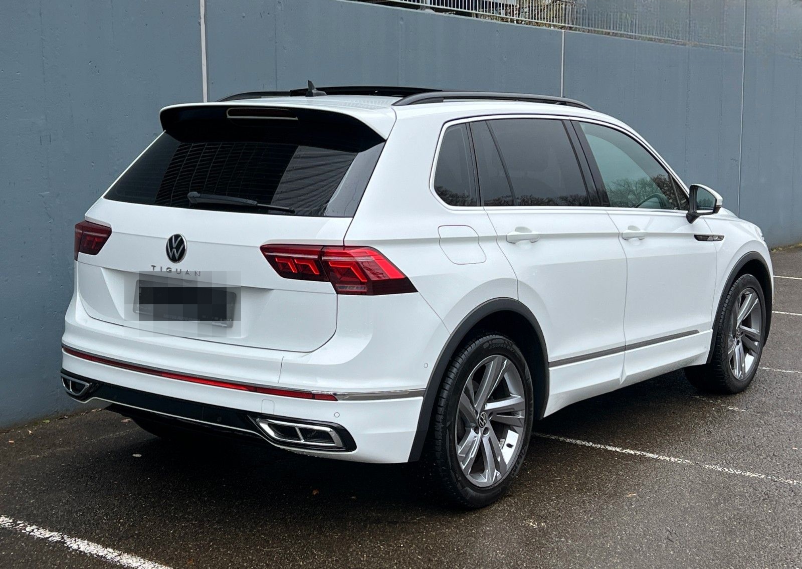 Volkswagen Tiguan 3x R Line Pano/IQMatrix/Kam/Keyl/HUD/19 foto 7