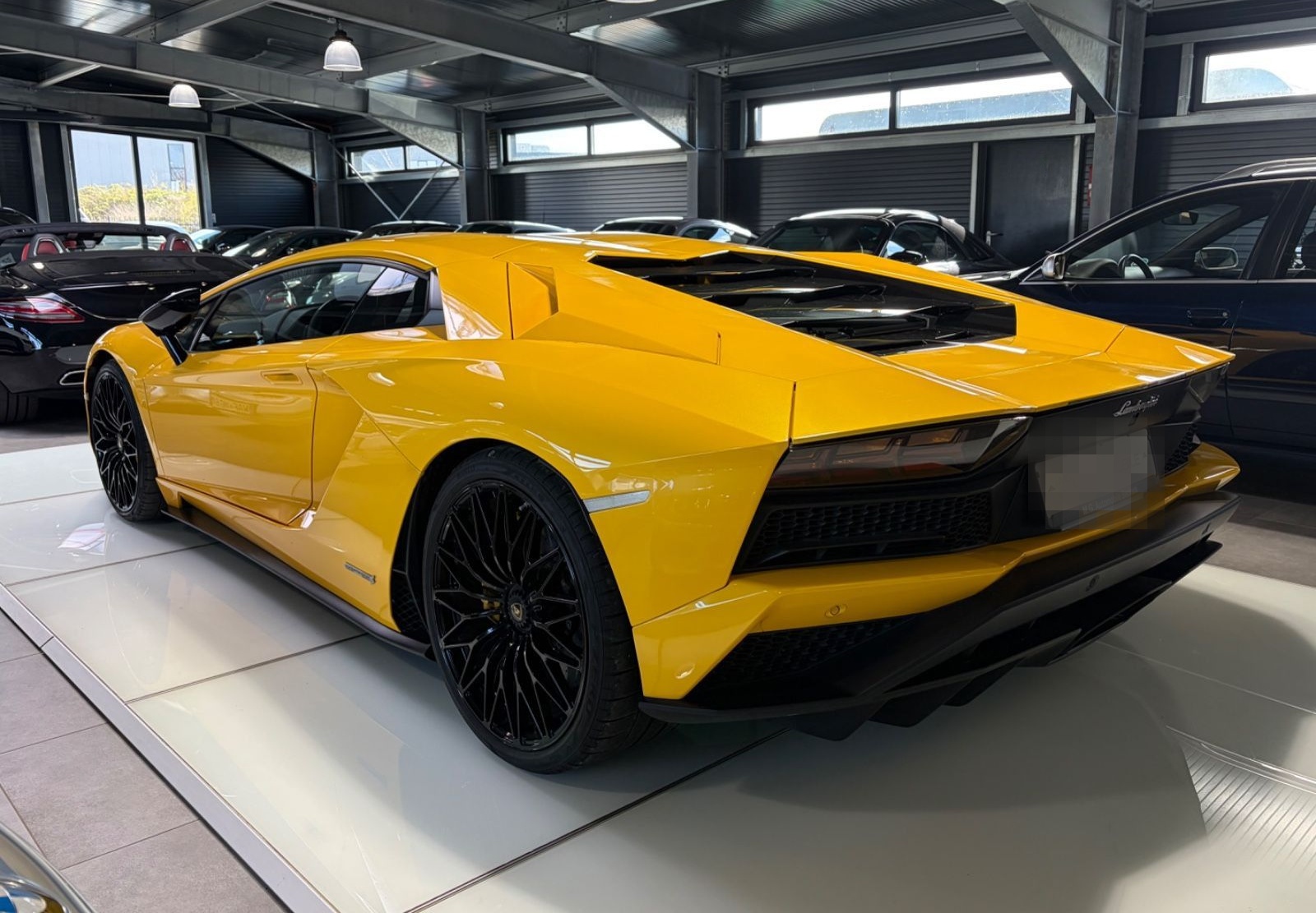 Lamborghini Aventador S - LIFT / KAMERA / GIALLO ORION foto 6