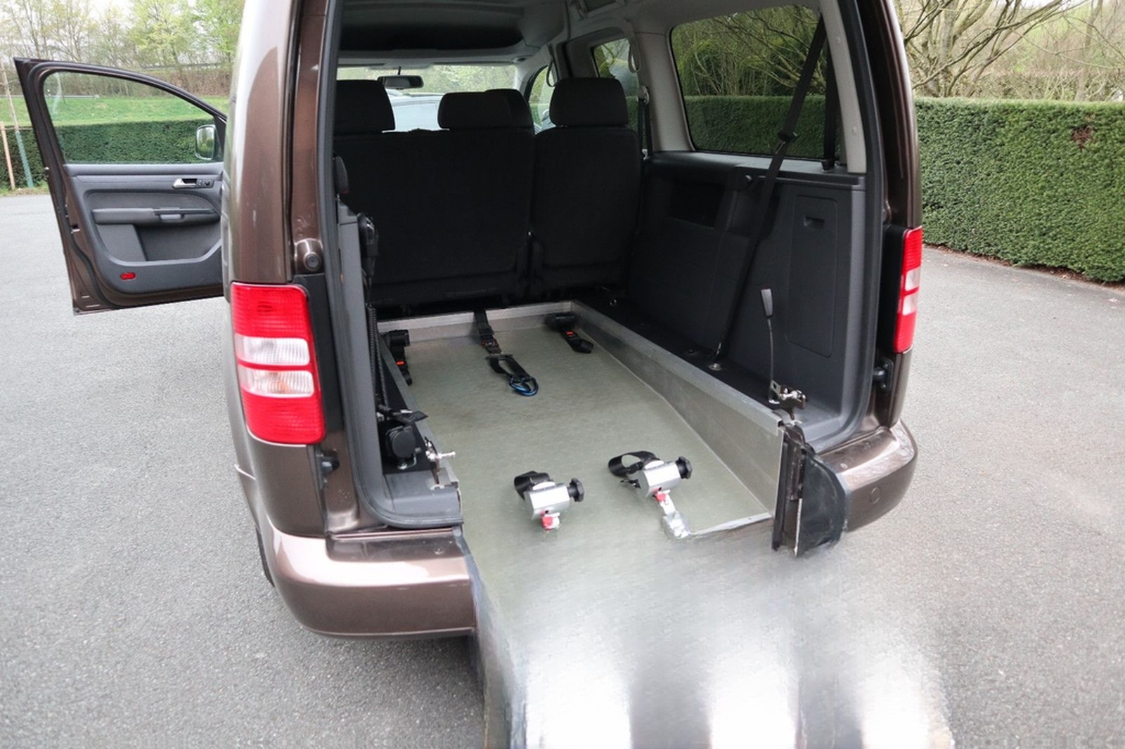Volkswagen Caddy 1,6TDI DSG Maxi Comfort.*rollstuhlgerecht* foto 6