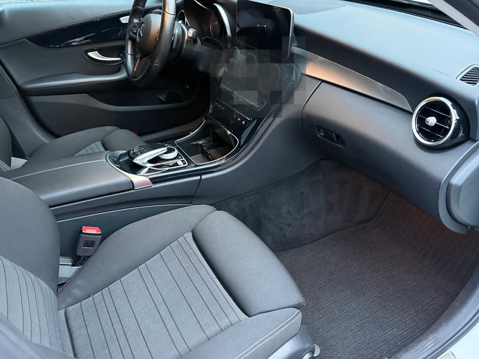 Mercedes-Benz C 300T de Avantgarde DISTRONIC 360° SPUR KEYLESS foto 19