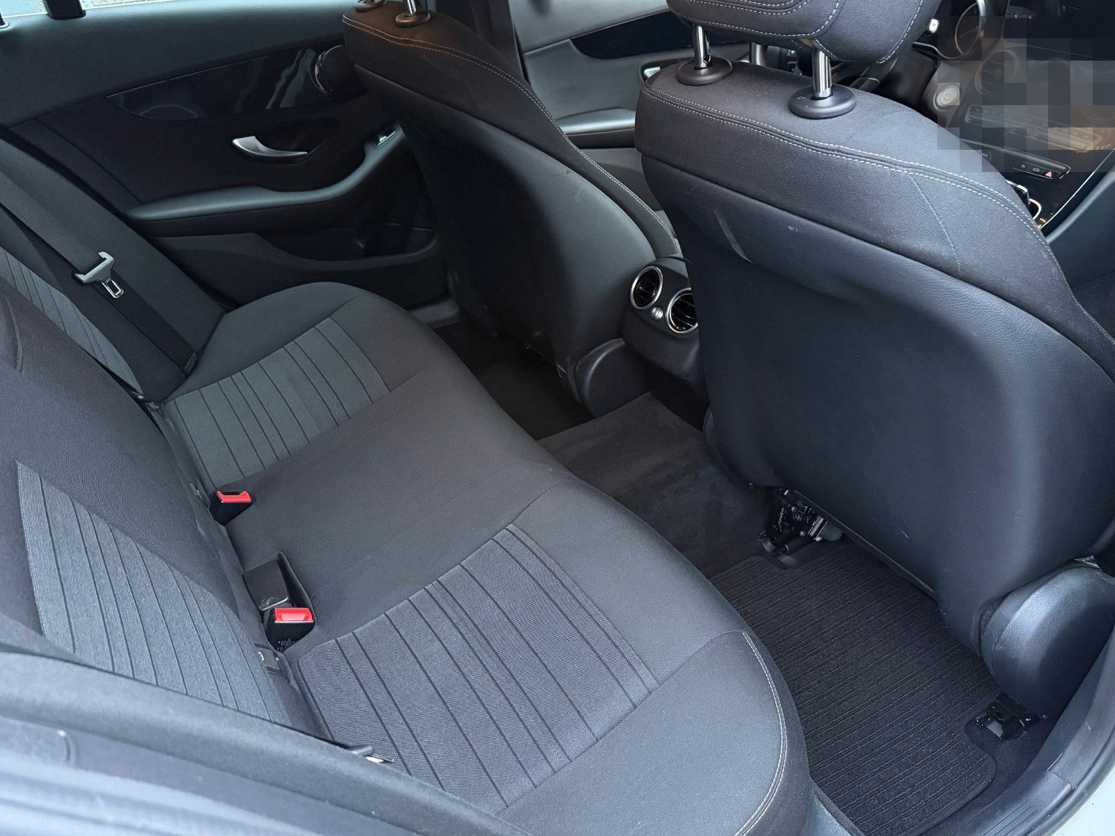 Mercedes-Benz C 300T de Avantgarde DISTRONIC 360° SPUR KEYLESS foto 21