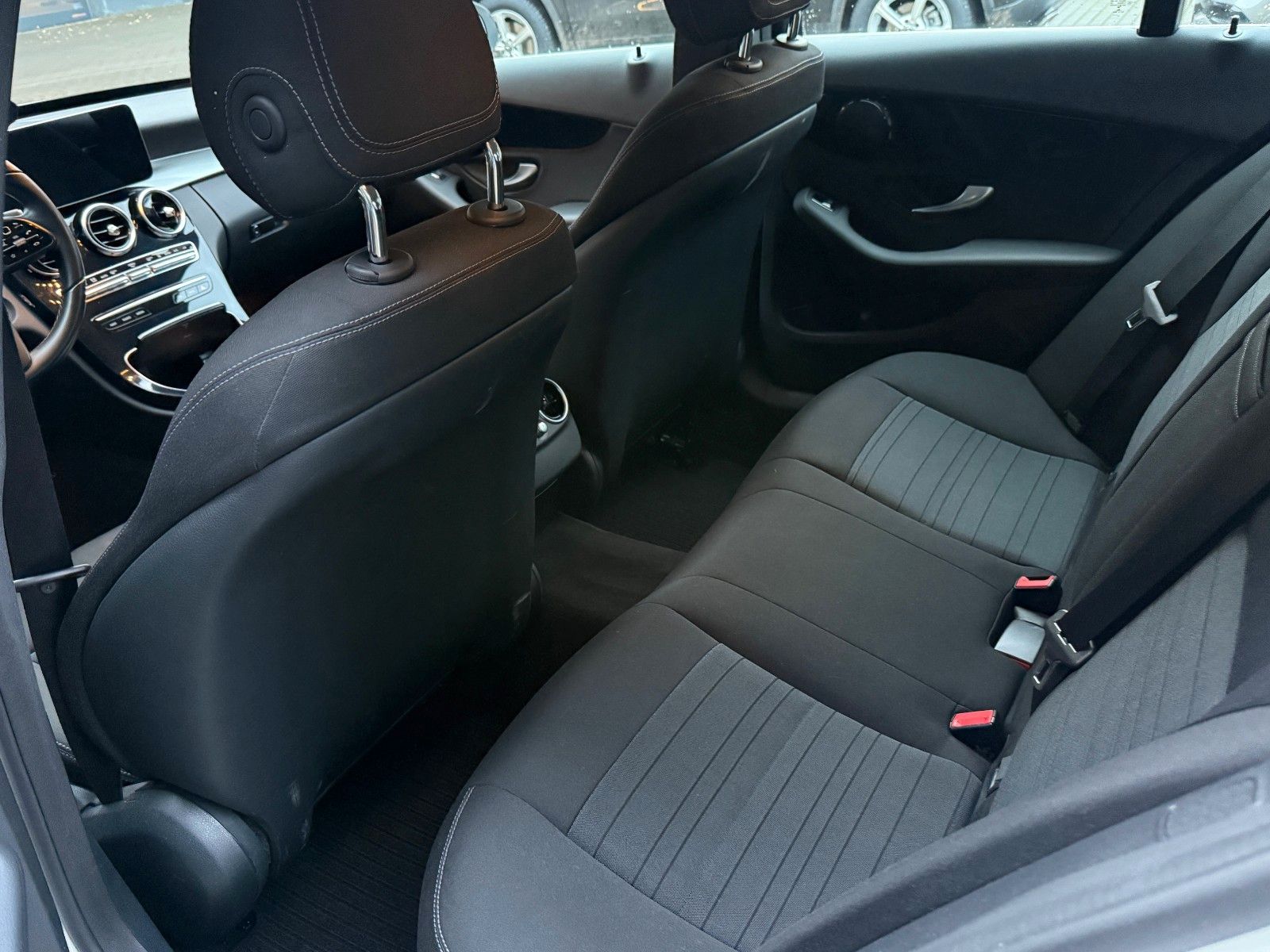 Mercedes-Benz C 300T de Avantgarde DISTRONIC 360° SPUR KEYLESS foto 22