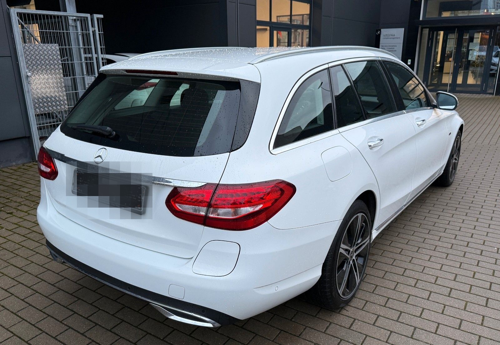 Mercedes-Benz C 300T de Avantgarde DISTRONIC 360° SPUR KEYLESS foto 10