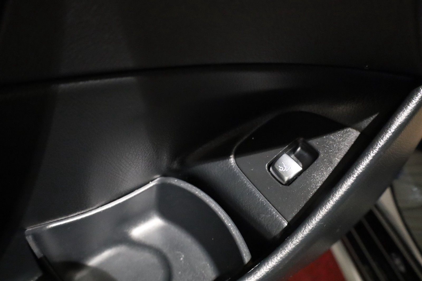 Mercedes-Benz E 350 d AMG-LINE*PANO/360°/BURMESTER* foto 16