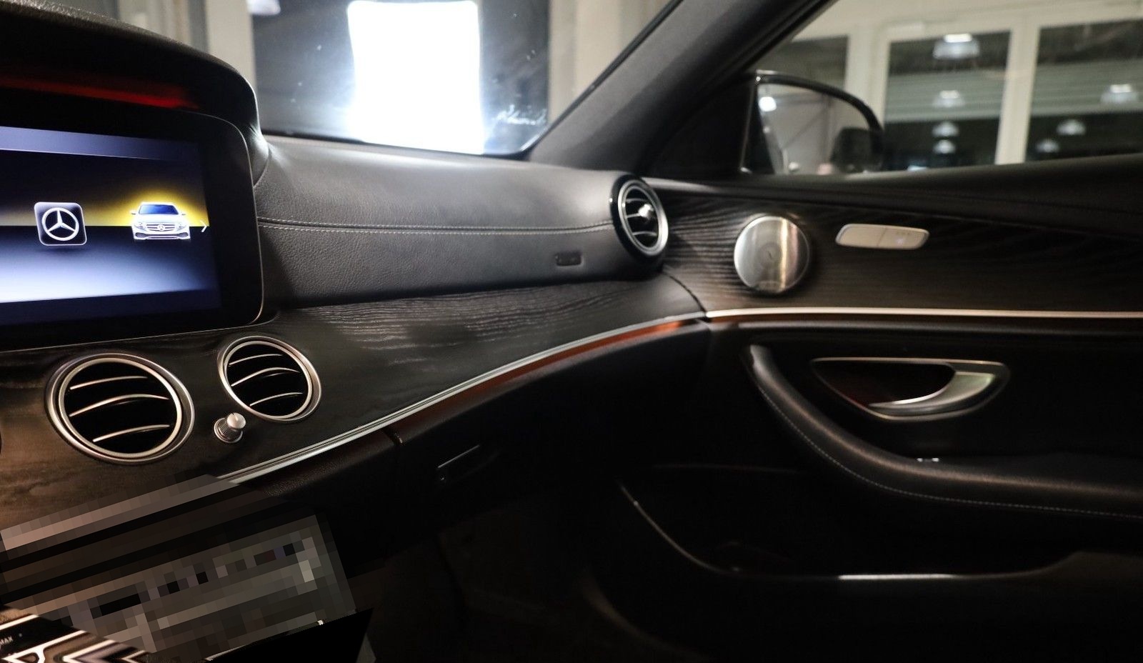 Mercedes-Benz E 350 d AMG-LINE*PANO/360°/BURMESTER* foto 32
