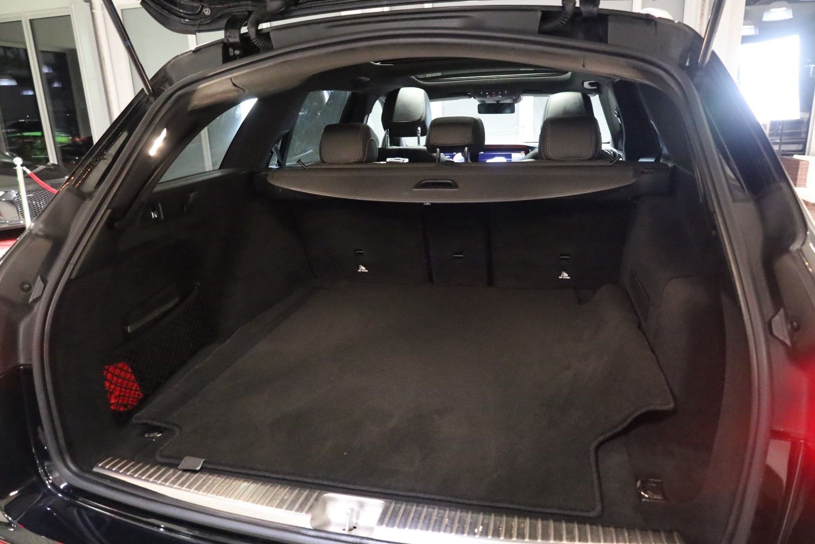 Mercedes-Benz E 350 d AMG-LINE*PANO/360°/BURMESTER* foto 41