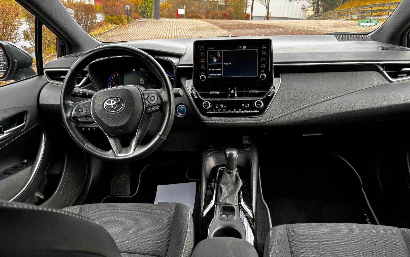 Toyota Corolla Touring Sports Hybrid Team D foto 14