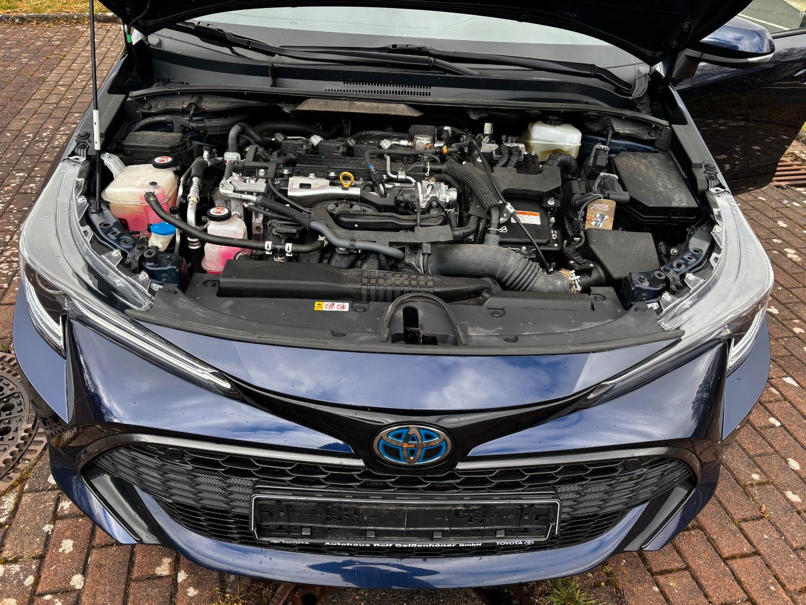 Toyota Corolla Touring Sports Hybrid Team D foto 9