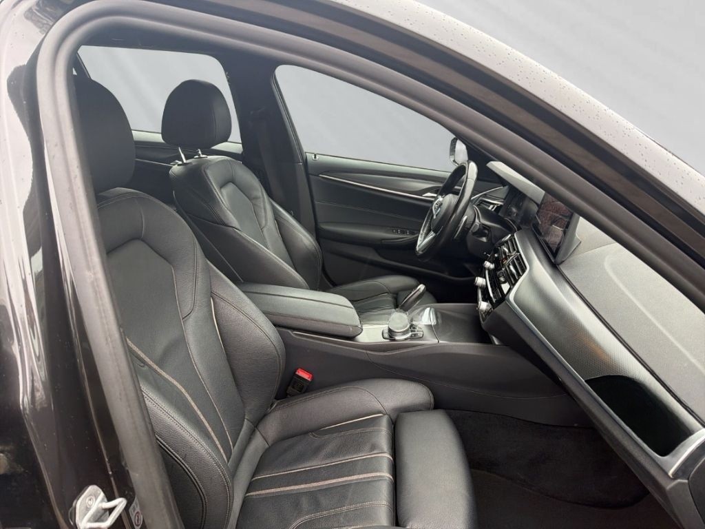 BMW 520 d touring M-Sport HiFi Stop&Go Cockpit Prof. foto 13