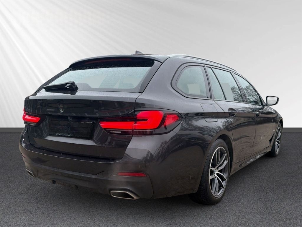 BMW 520 d touring M-Sport HiFi Stop&Go Cockpit Prof. foto 4