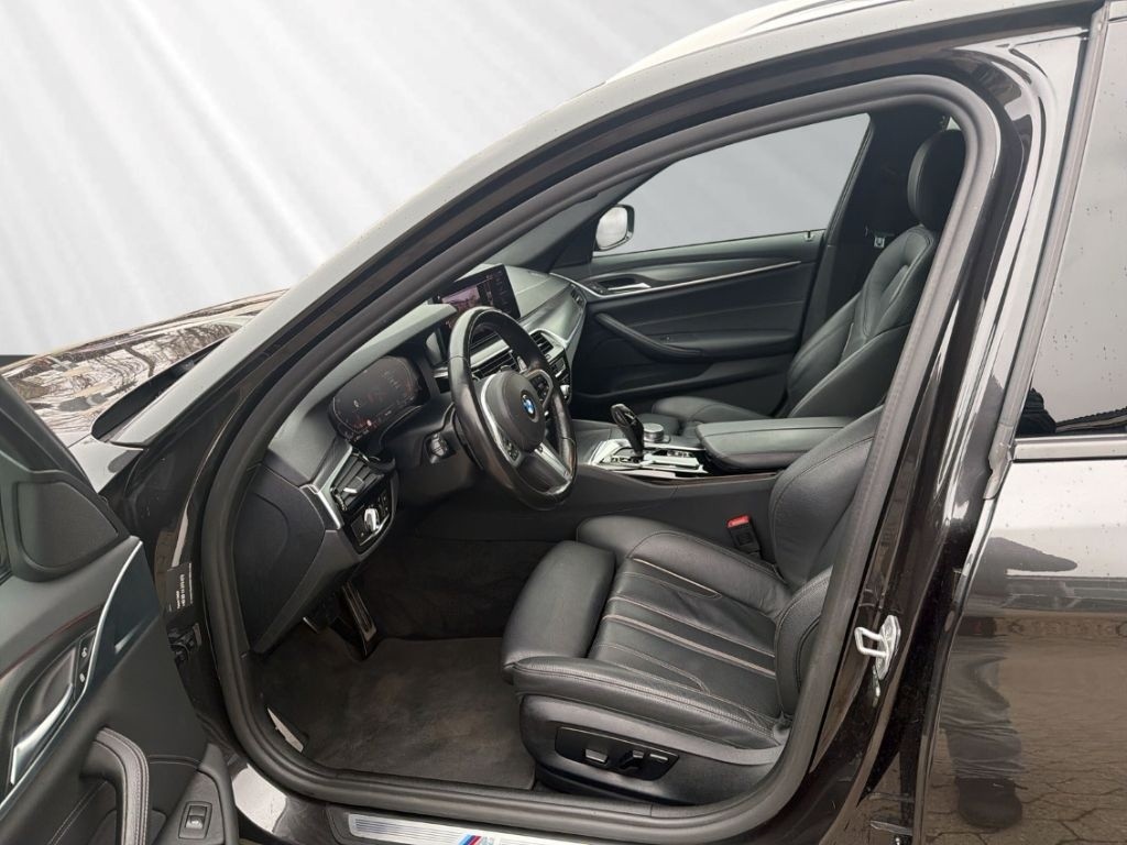 BMW 520 d touring M-Sport HiFi Stop&Go Cockpit Prof. foto 8