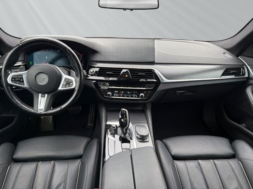 BMW 520 d touring M-Sport HiFi Stop&Go Cockpit Prof. foto 10