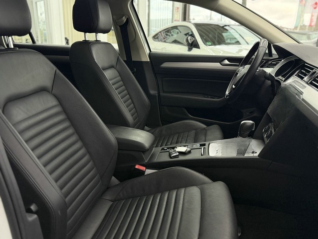 Volkswagen Passat Variant 2.0 TSI Comfortline, DSG, Leder foto 17