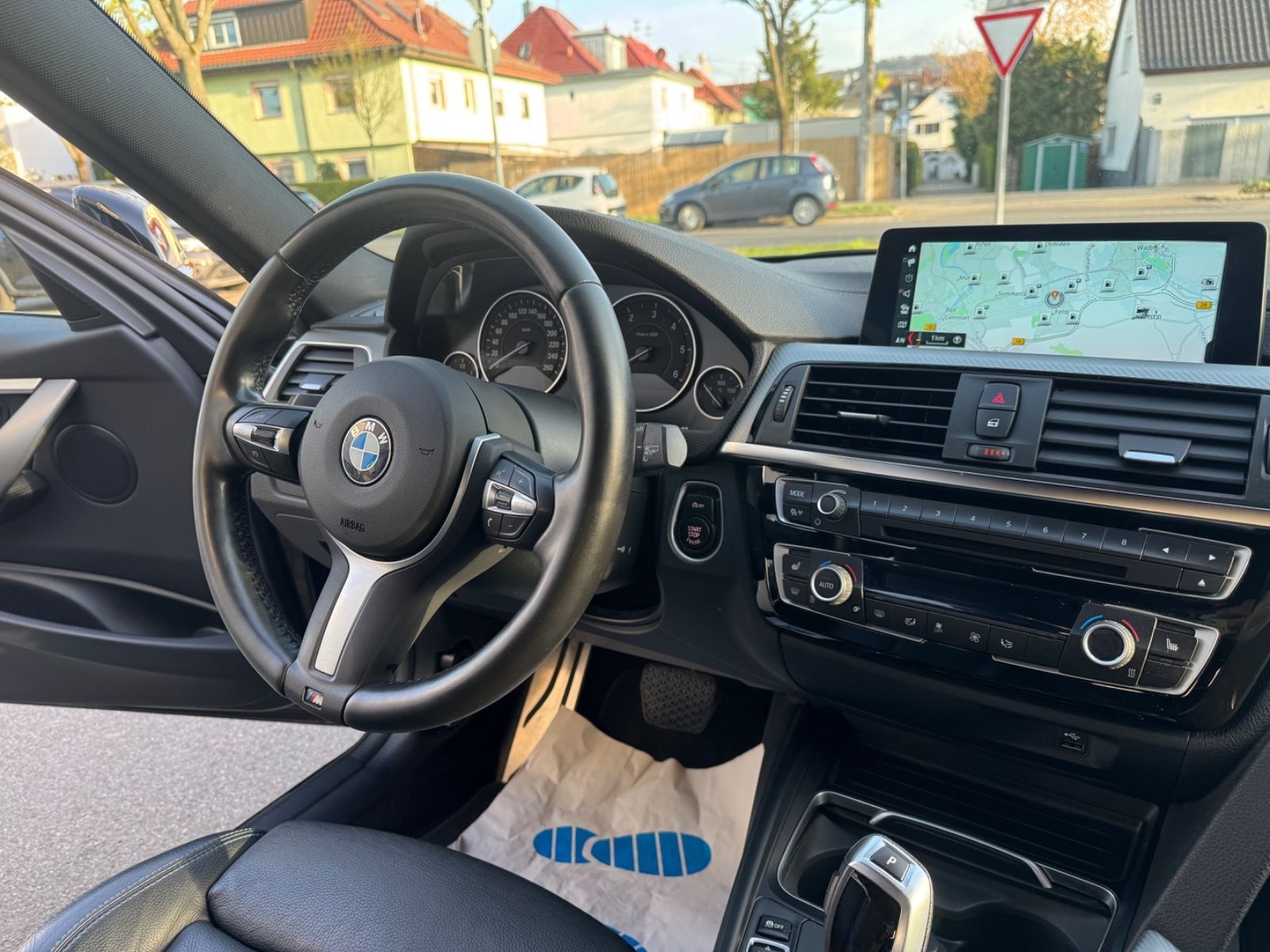 BMW 320 dA M Sport Shadow/M Sportpaket/LED/Navi Prof foto 16