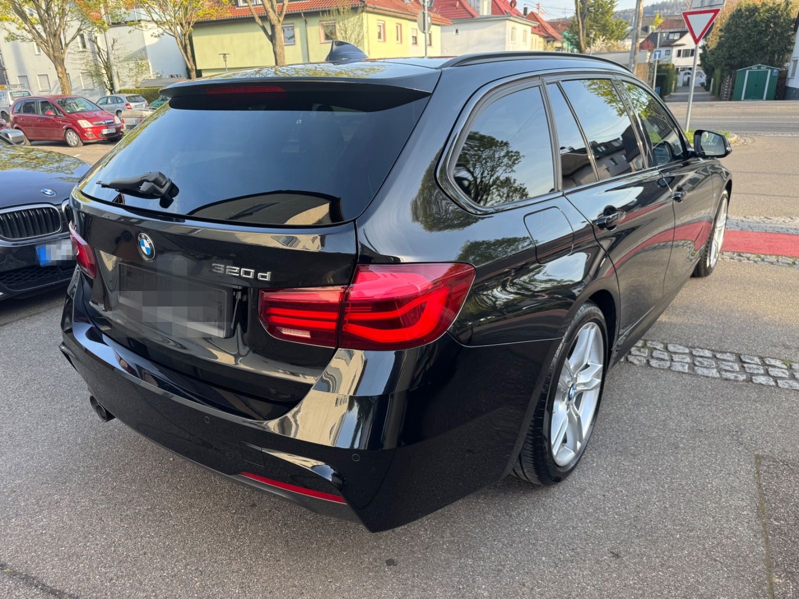 BMW 320 dA M Sport Shadow/M Sportpaket/LED/Navi Prof foto 3