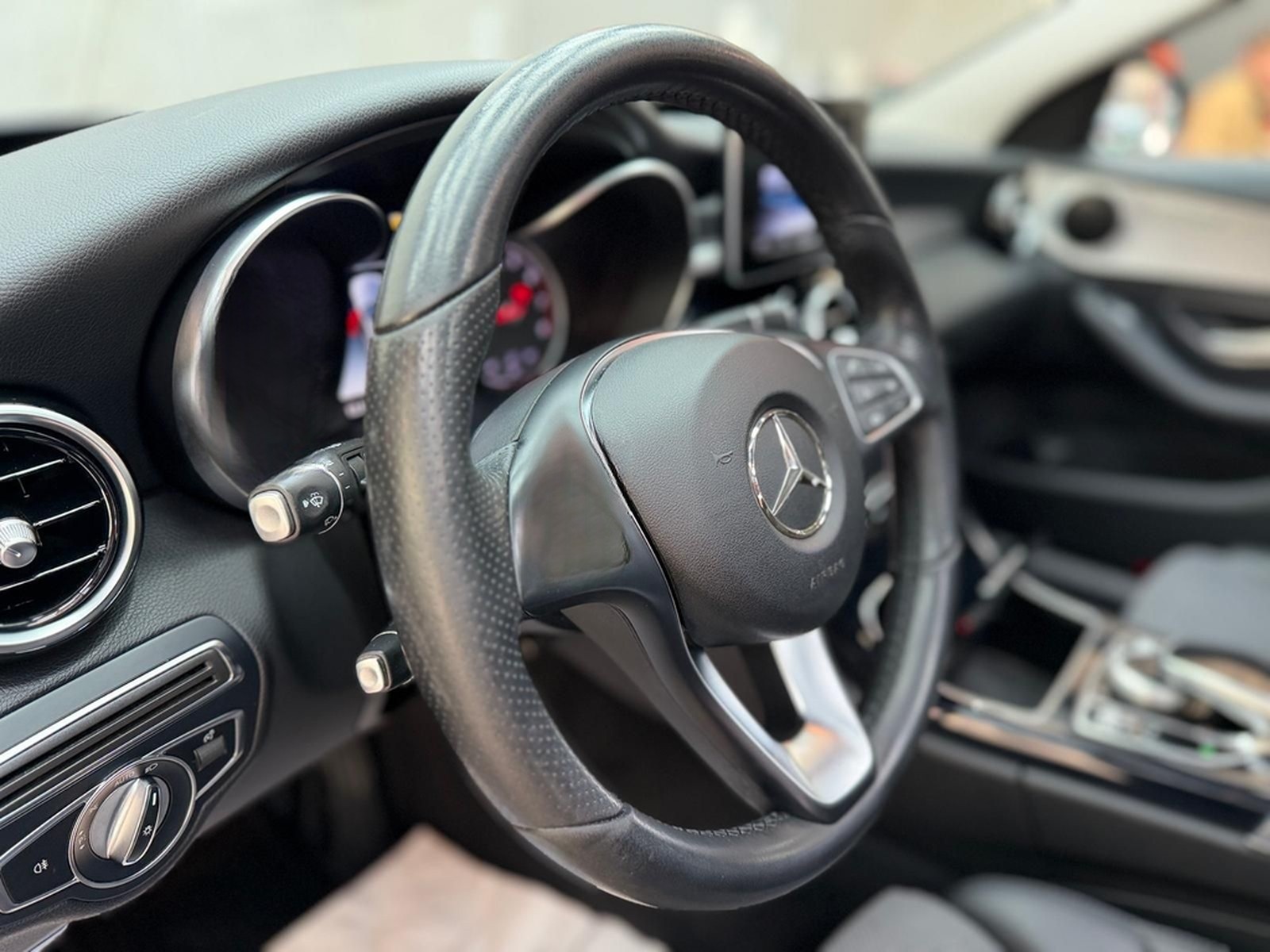Mercedes-Benz C 180 T CGI Avantgarde|PANO|AHK|KEYLESS|LED foto 10