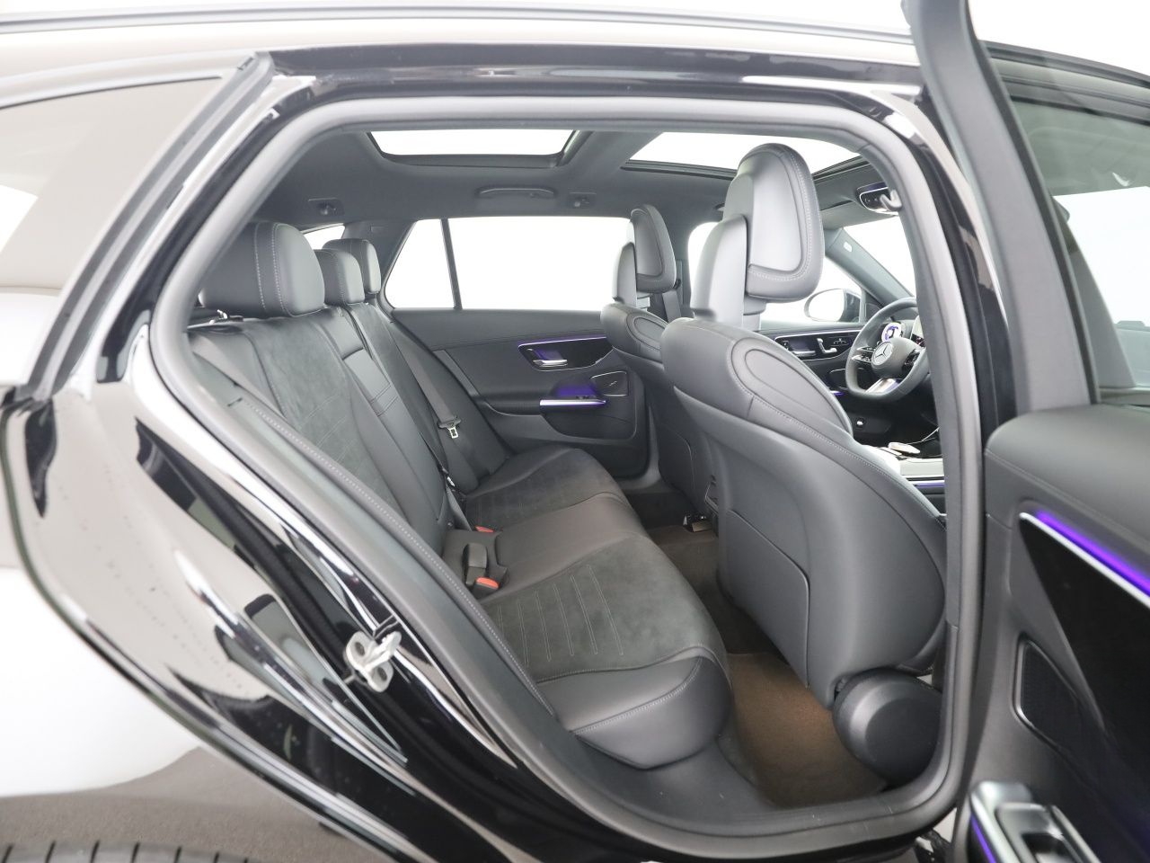 Mercedes-Benz C 220 d T AMG Digital Light Night MBUX Pano AHK foto 14