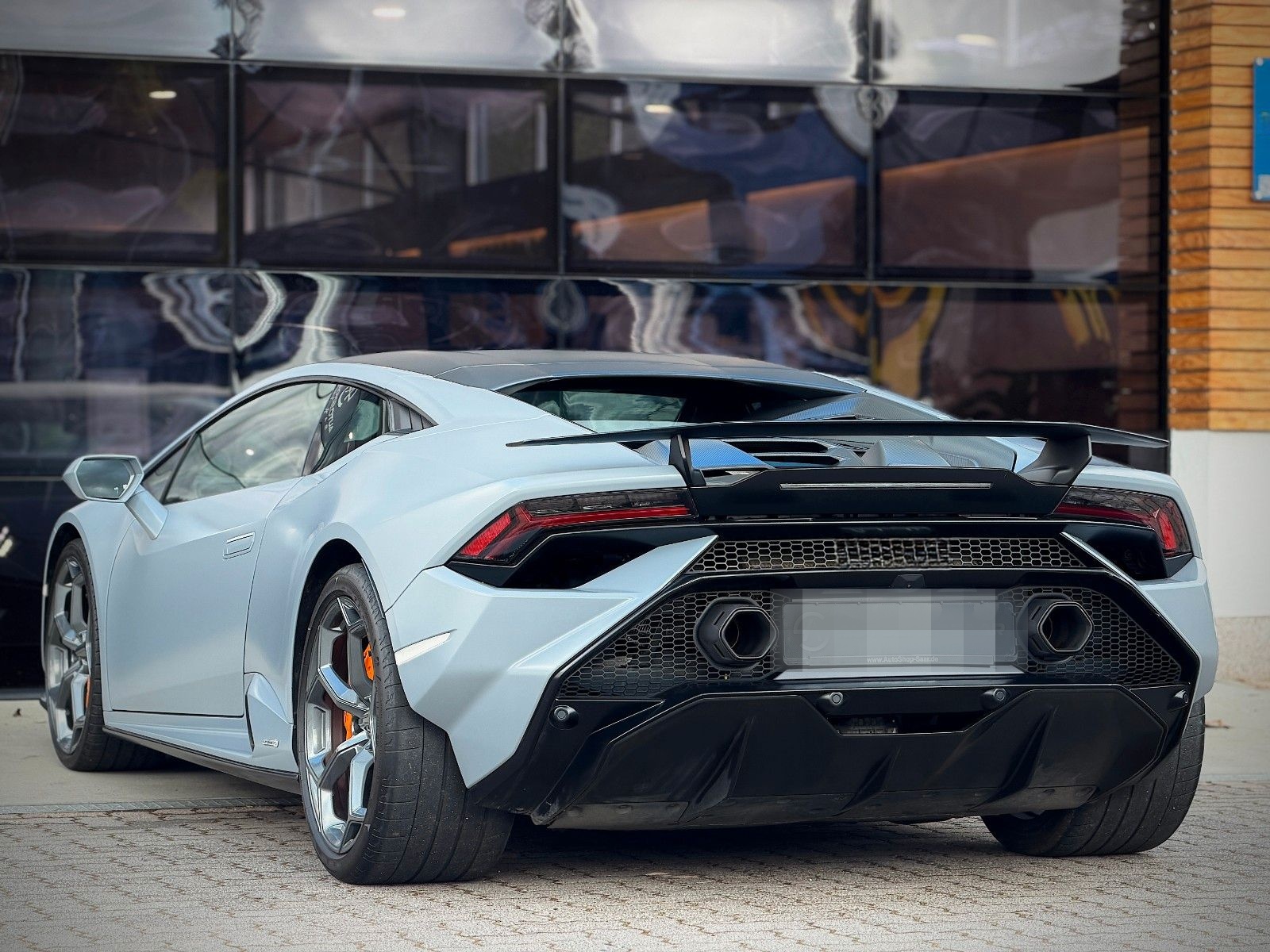 Lamborghini Tecnica  Matt/Lift/Carbon/R-Seats/Sensonum/PPF foto 25