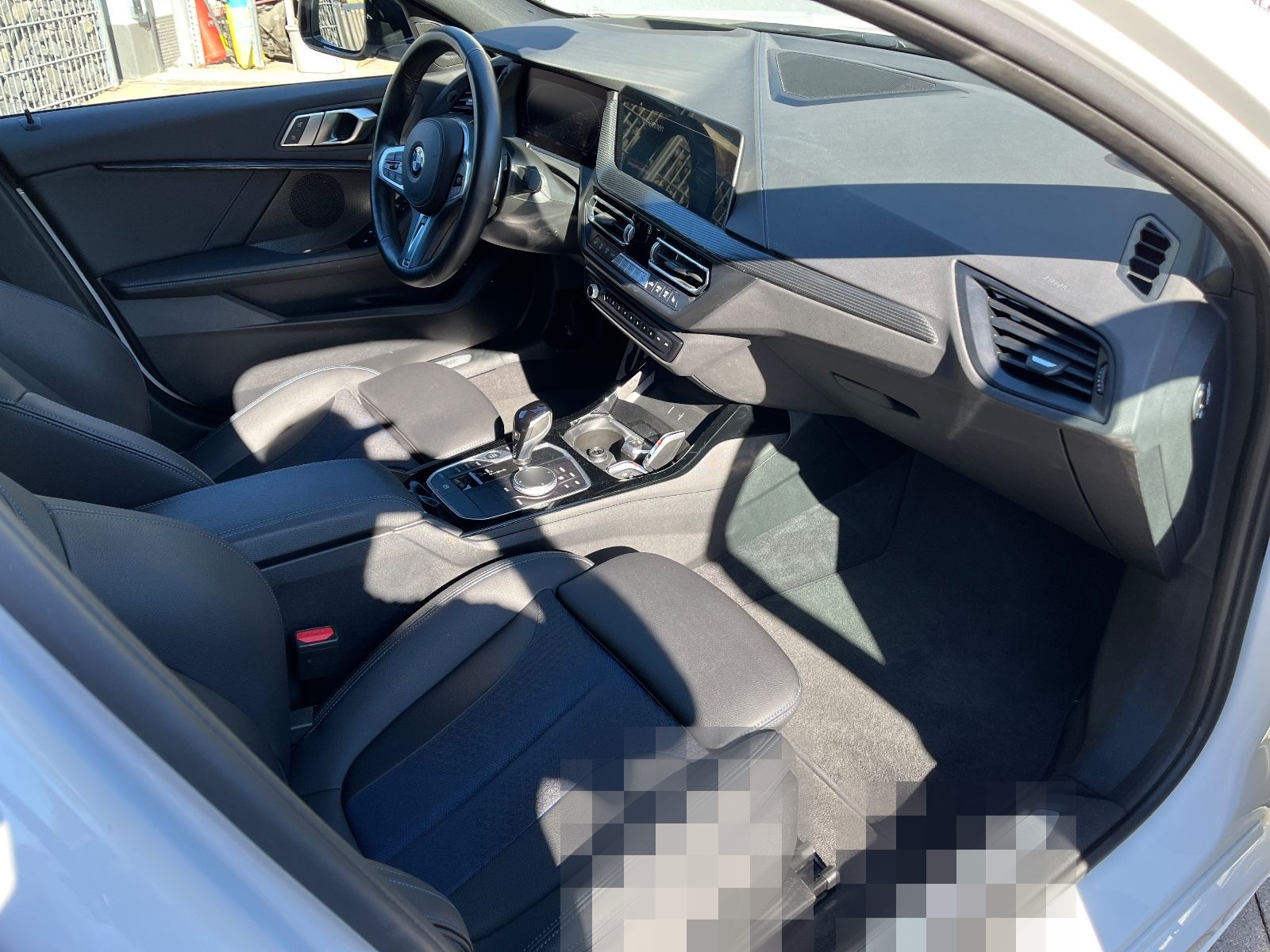 BMW 120i M Paket LivePR HUD Pano A.LED Hifi Memo 19 foto 11