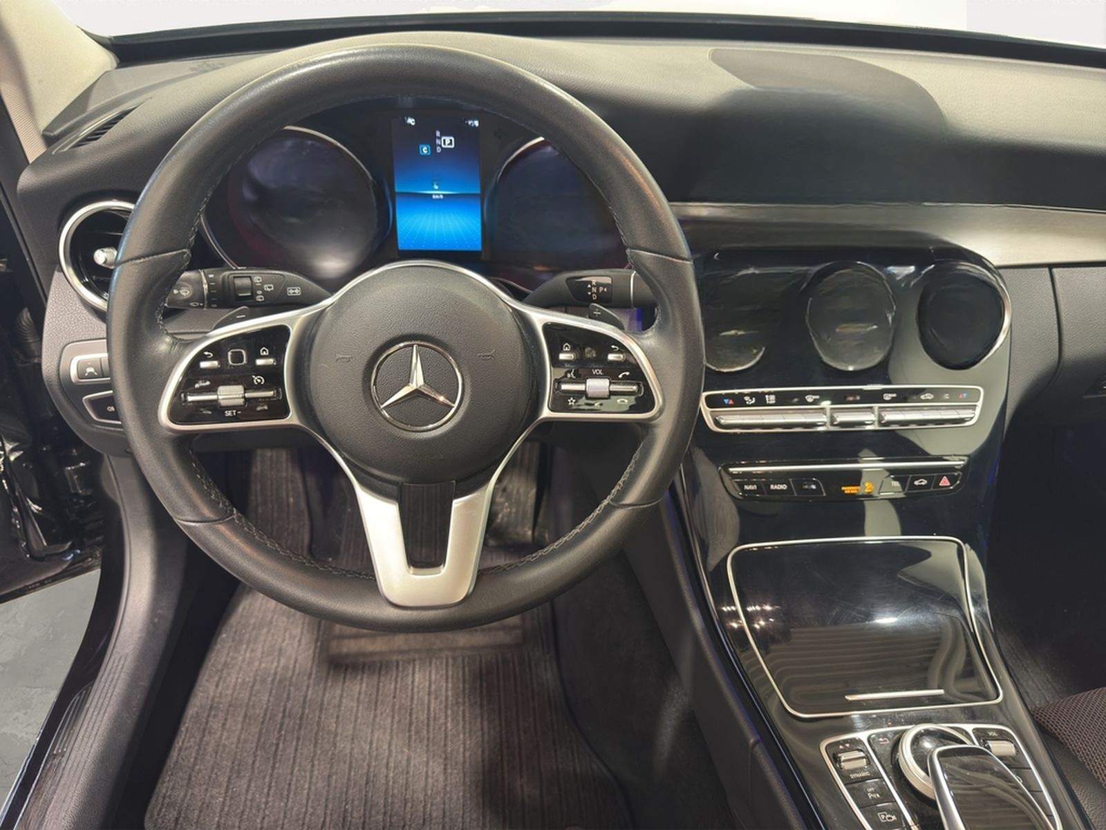 Mercedes-Benz C 180 T CGI *AHK*PANORAMA*MULTIBEAM*KAMERA foto 18