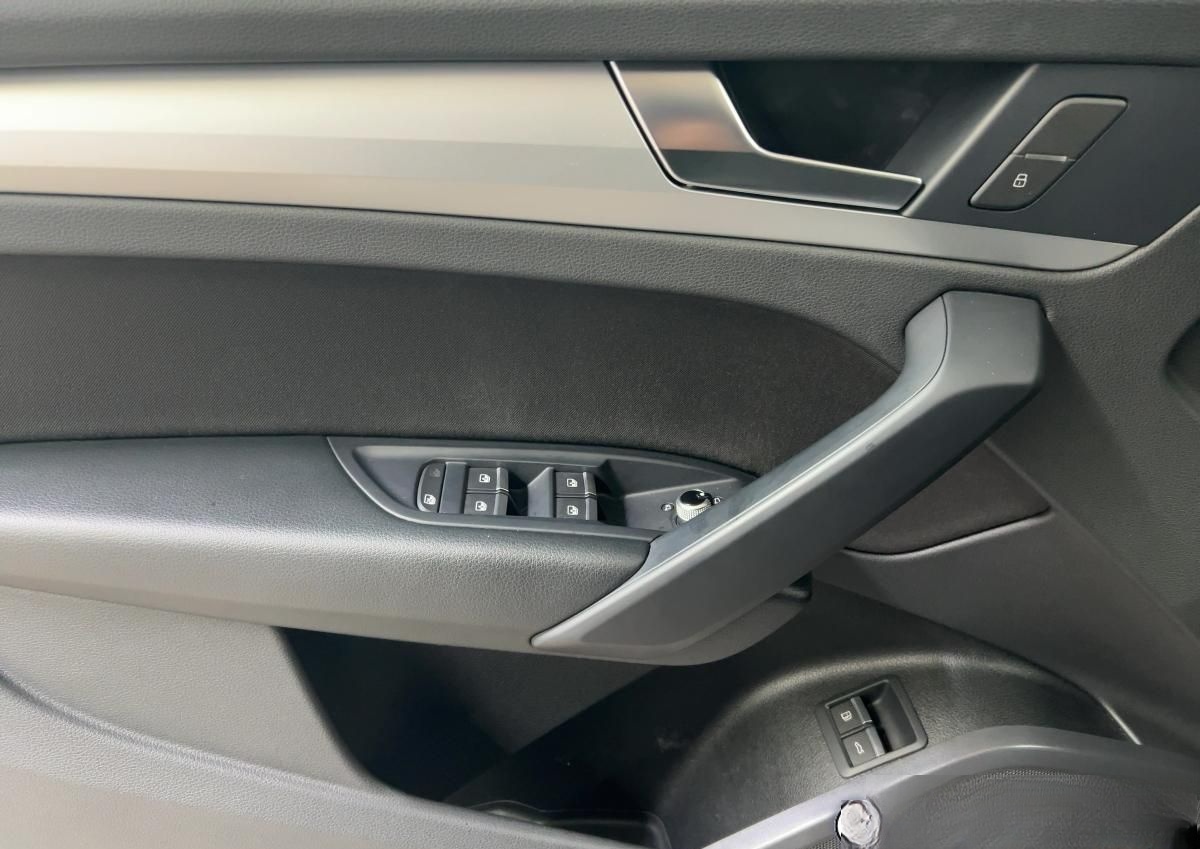 Audi Q5 50 TFSIe NAVI+ACC+LUFT+19"+VIRT+KAM foto 8