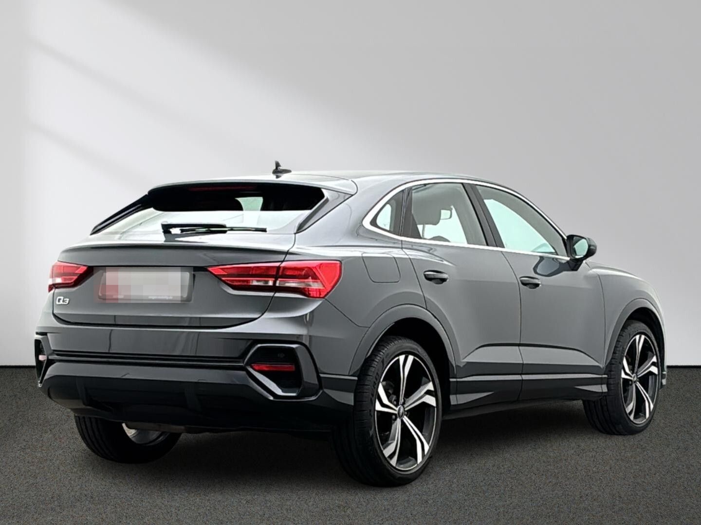 Audi Q3 Sportback 35 TDI quattro S tronic MMI LED AHK foto 3