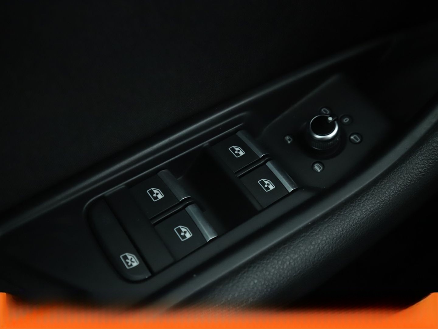 Audi A4 1.4 TFSI ACT Sport Aut.*NAVI*ACC*PDC*SHZ* foto 24