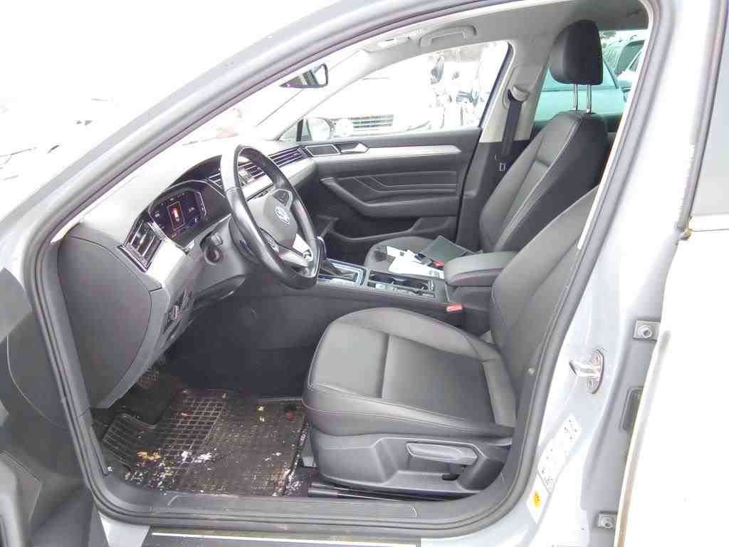 Volkswagen Passat Variant Business virtual Cockpit Navi App foto 7