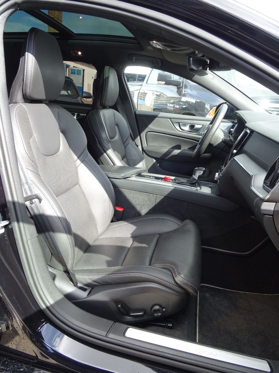 Volvo V60 V 60 Kombi R Design-20''-360°Kamera-Soundsys foto 12