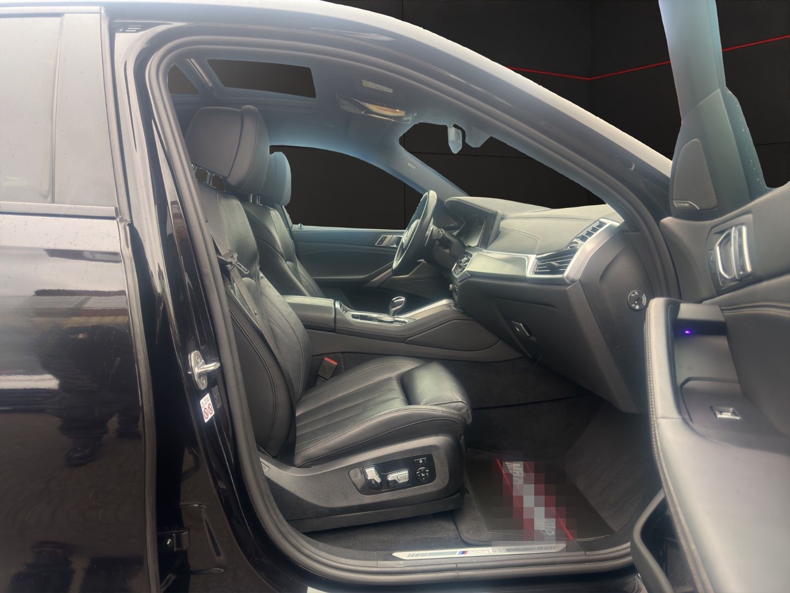BMW X6 M50i Iconic AHK/GSD/HuD/Navi/LED/Leder/Pano foto 14