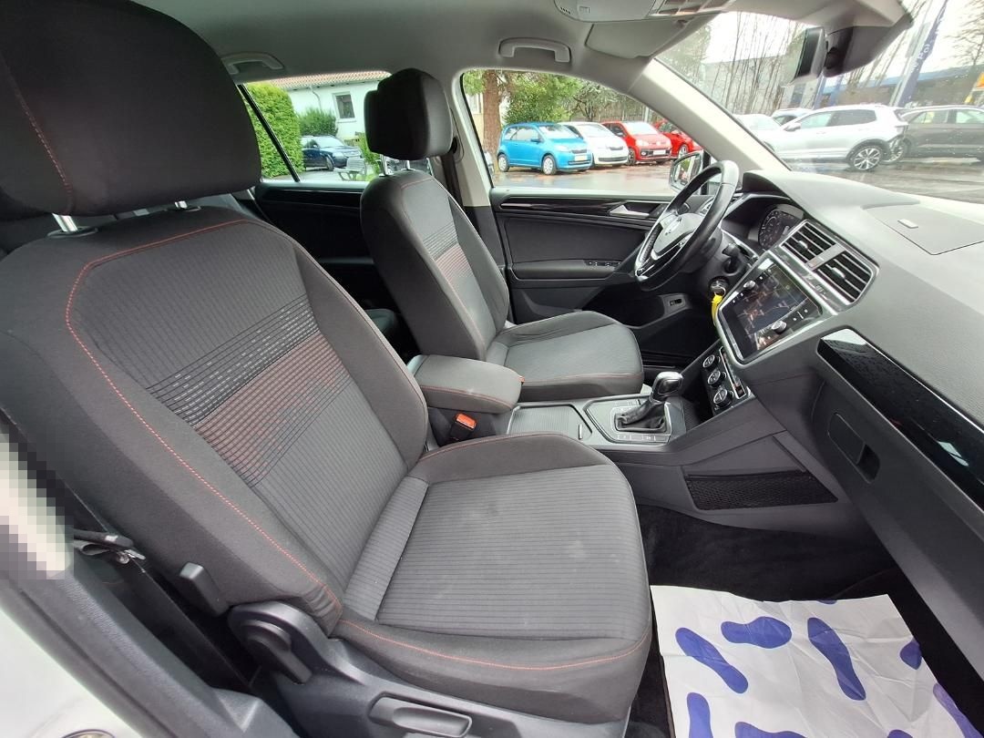Volkswagen Tiguan SOUND 1.4 TSI DSG R-Line LED Navi foto 19