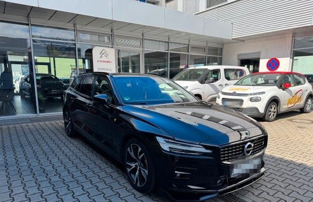 Volvo V60 Kombi R Design, AHK, KAMERA, LED foto 3