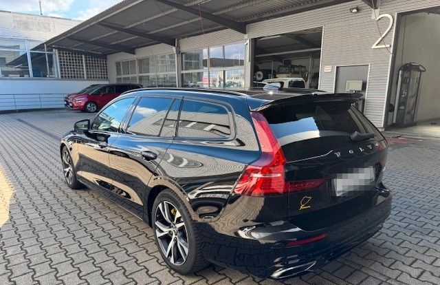 Volvo V60 Kombi R Design, AHK, KAMERA, LED foto 7