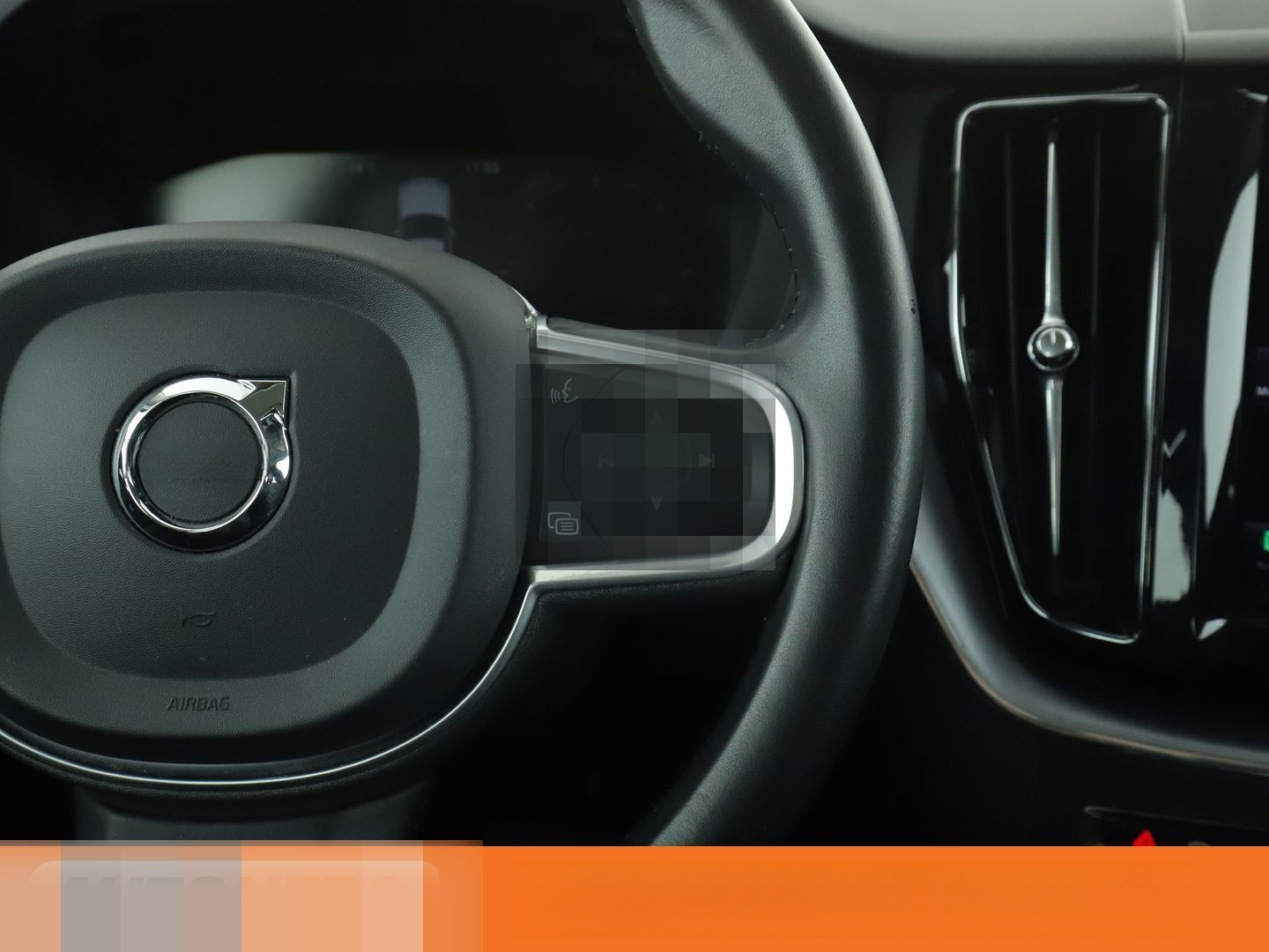 Volvo XC60 2.0 D4 Momentum Pro 2WD Aut.*NAVI*LED*PDC* foto 25